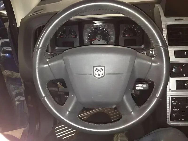 D7DV 117482 Steering Wheel Gray - OEM | Fits 2010-2012 Dodge Journey