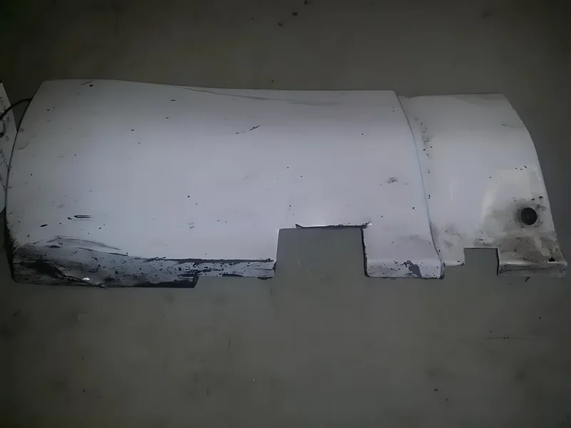 126354 OEM LH,FRONT SECTION ROCKER MOULDING,WHI - OEM | Fits 2010 Dodge Charger