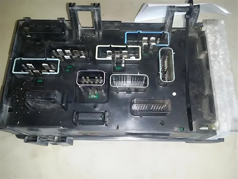 5144505AE Underhood Fusebox - OEM | Fits 2006-2007 Dodge Caravan (3.8L)