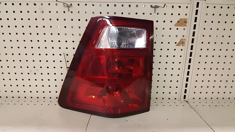 55156614AF Tail Light Assembly - OEM | Fits 2005-2006 Jeep Grand Cherokee