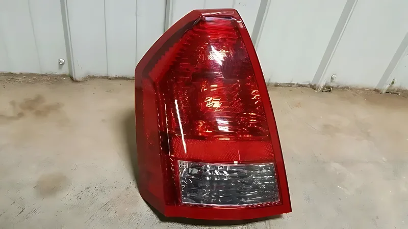 04806371AC Taillamp - OEM | Fits 2005-2007 Chrysler 300