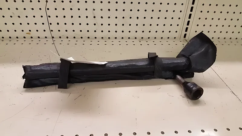 167421 Jack Tools - OEM | Fits 2002-2008 Dodge Ram