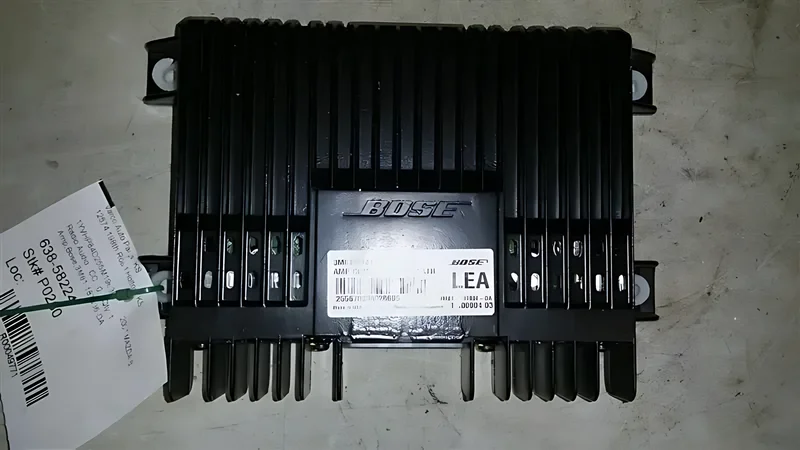 3M8118T806DA Audio Equipment Amplifier Bose - OEM | Fits 2003-2008 Mazda 6